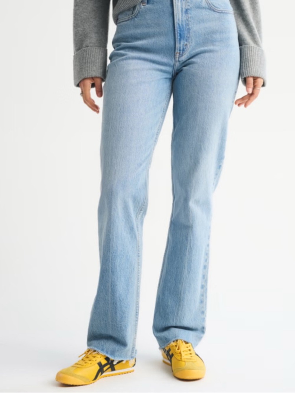 Abercrombie & Fitch Ultra High Rise 90’s Straight Jean